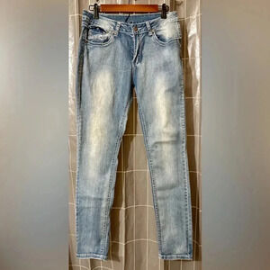 Women’s Sky Blue Pants W30” L31”